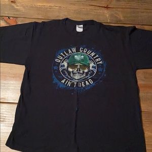 Men’s Eric Church Tour Shirt. Size L.